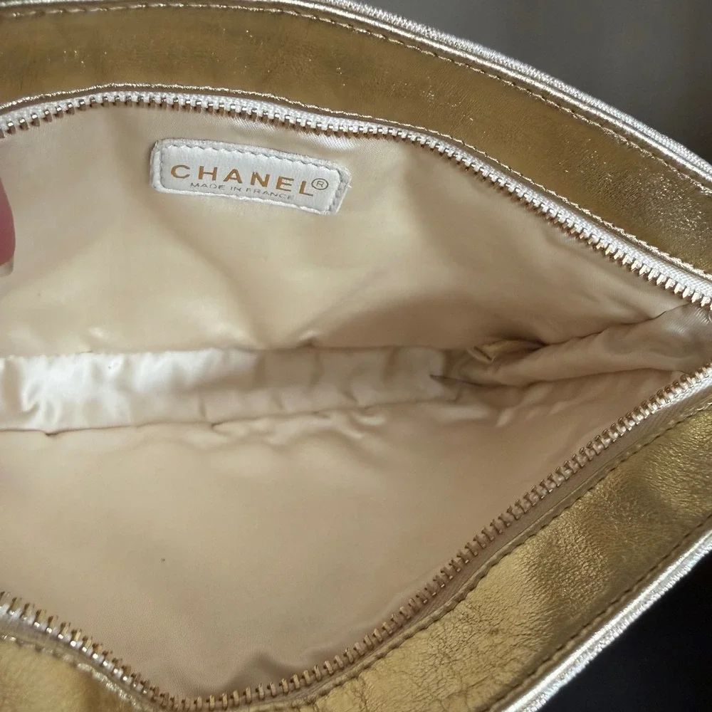 Chanel 2000s Gold  Quilted Cosmetic Pouch handbag clutch Vintage Glam OS Y2K